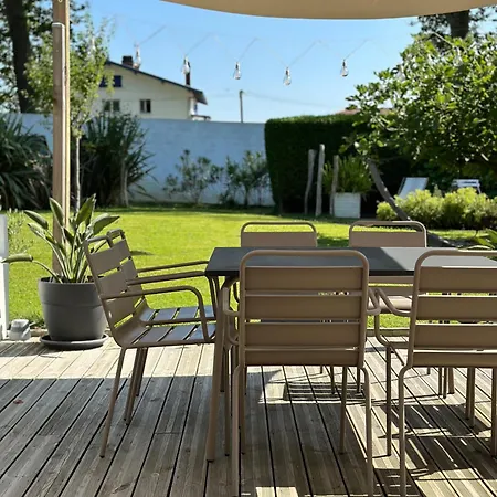 Bed & Breakfast L'annexe Landaise *